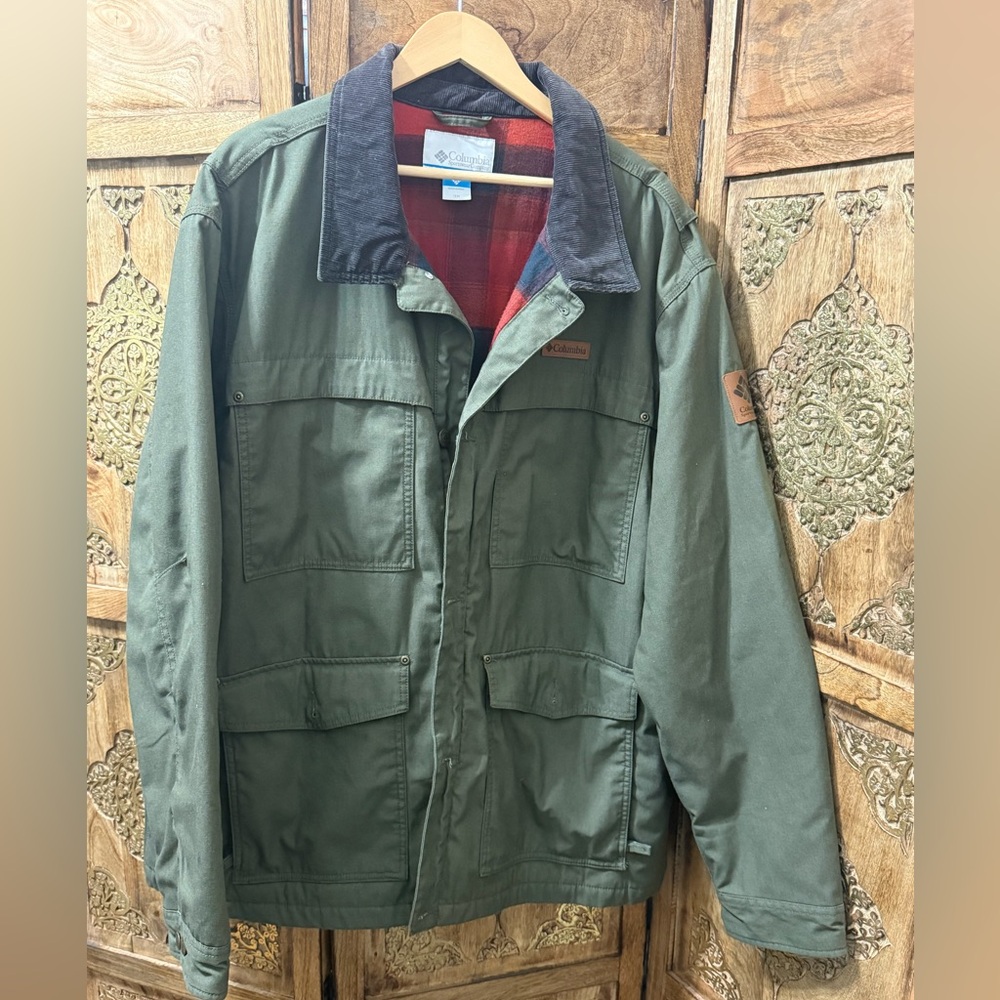 Columbia Men's Green Jacket